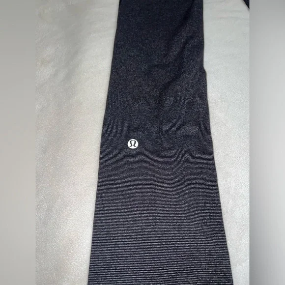 Lululemon Skinny Will Pants / Size 4 - Picture 10 of 12